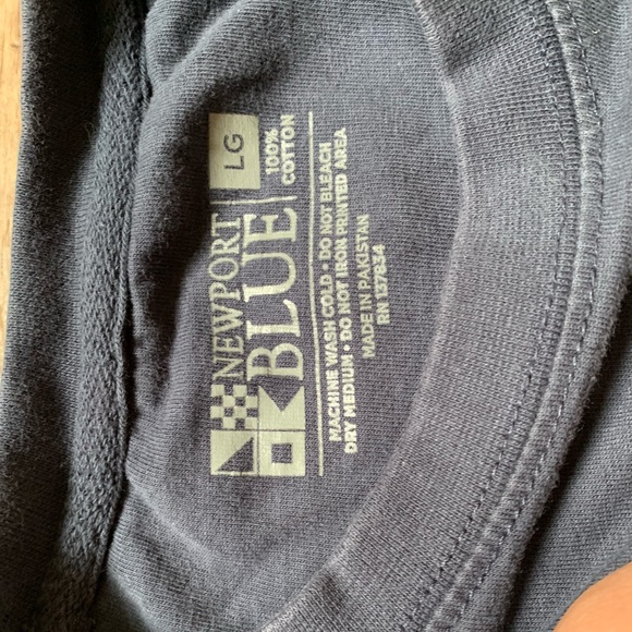 Newport Tee - Picture 3 of 4